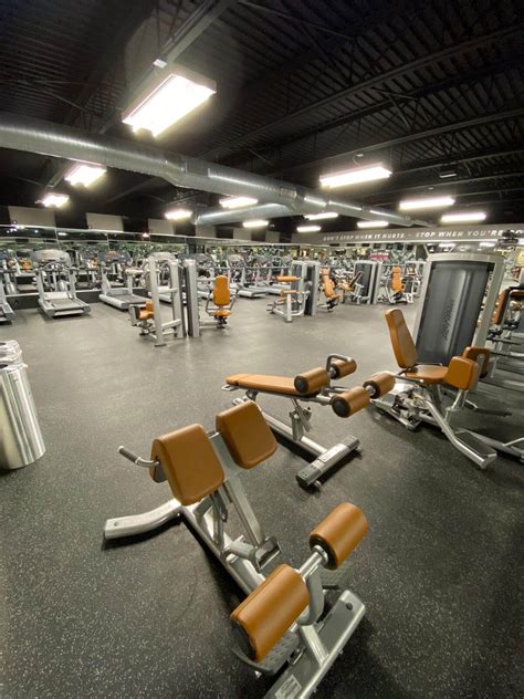 Athletica gym - Best Gyms in Tamarac, FL - University Fitness Center, Athletica Health and Fitness, Planet Fitness, EōS Fitness, YouFit Gyms, Titan Gym, The Fitness District, Crunch Fitness - Tamarac, Margate Barbell, UFC GYM Lauderhill
